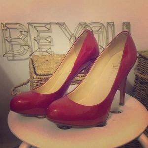 Ivanka Trump red pumps